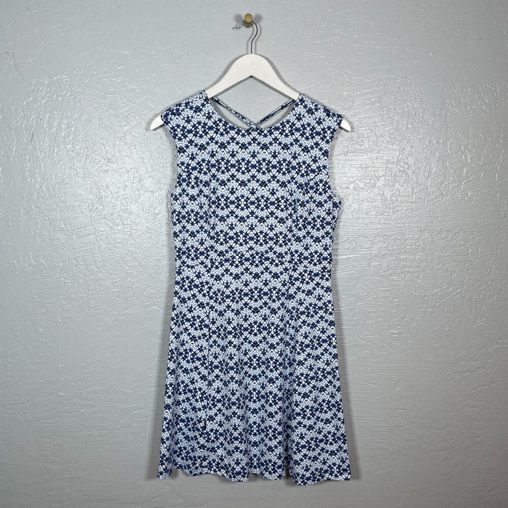 Title Nine Women S Blue White Tidal Wave Steadfast Dress Stretch Pocket Granola